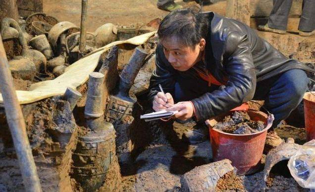 村民盖房挖到银子，被提议无偿上交给国家，后来结局如何？