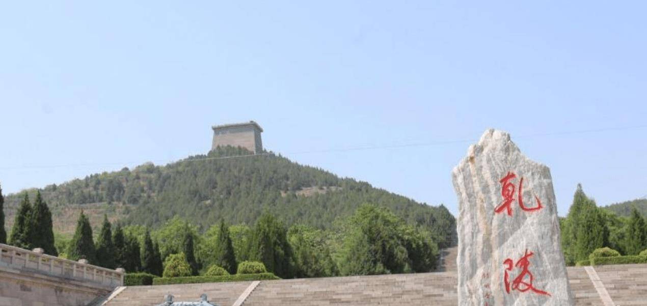 四名“高手”相约盗墓，挖了一米就放弃，惊动警方结果如何？