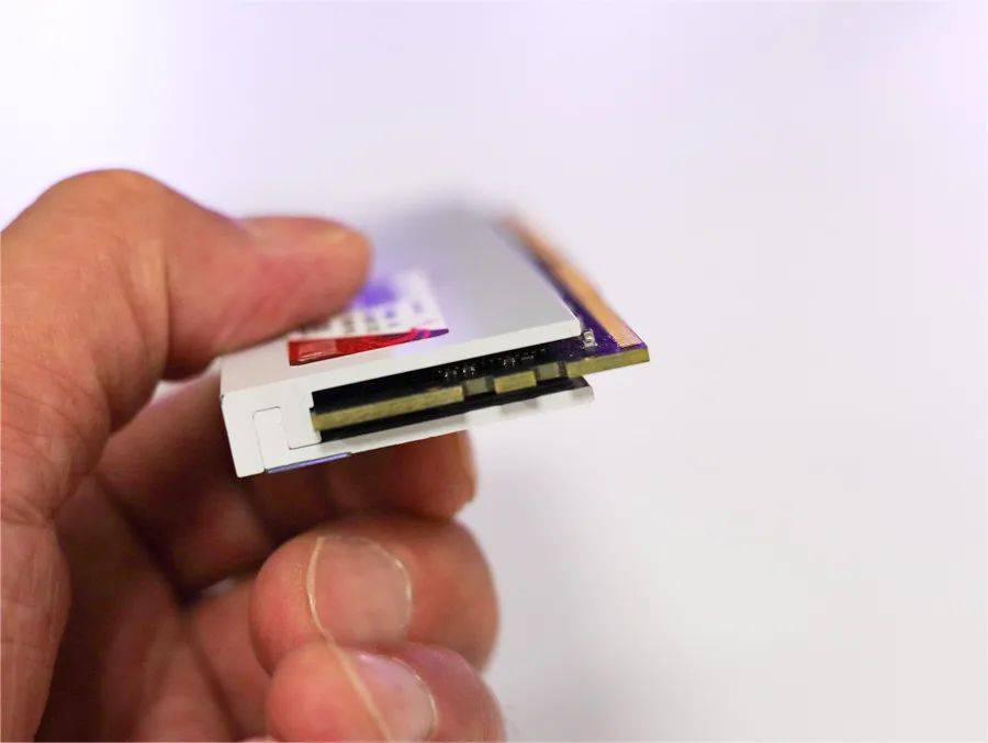 价格惊喜！JAZER棘蛇DDR4 16Gx2 套条3600海力士C16小白龙
