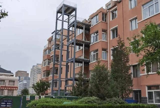 房价暴跌成萝卜价？15天内贬值40万，揭秘背后的三大原因！